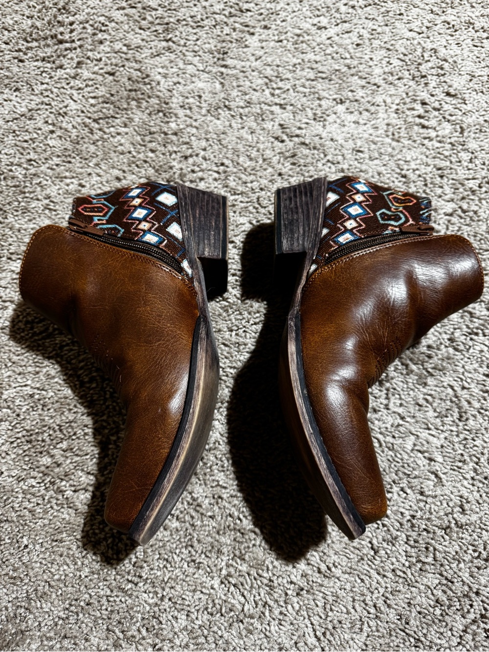 Roper Brown Embroidered Heel Ankle Booties 9.5 - Picture 6 of 9